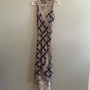 Mud Pie Black/White/Tan McCay Wrap Woman’s Medium dress.